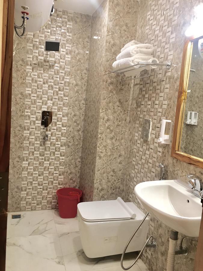 Hotel Khamsum Paro Bagian luar foto