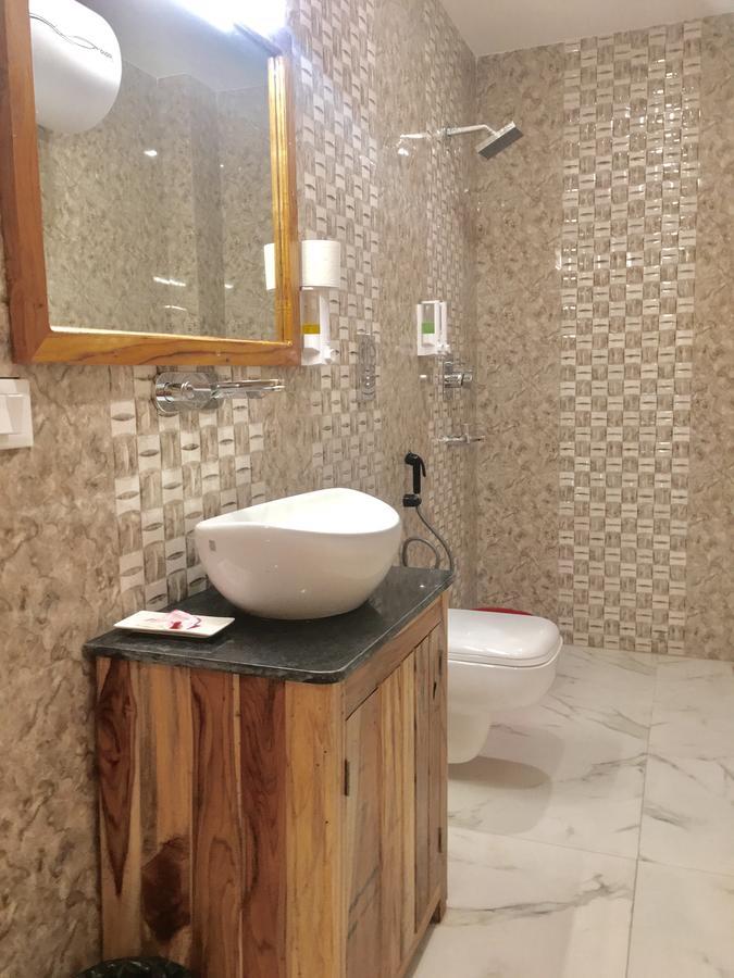 Hotel Khamsum Paro Bagian luar foto